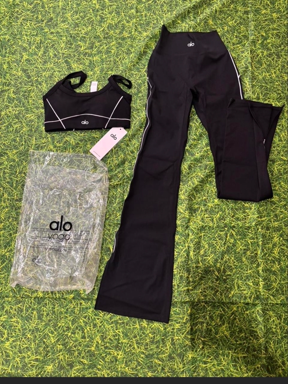 ALO Yoga Black Bootcut Flare Pants with White Piping
